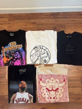 Men’s 5 T-Shirt Graphic Lot sz: L
